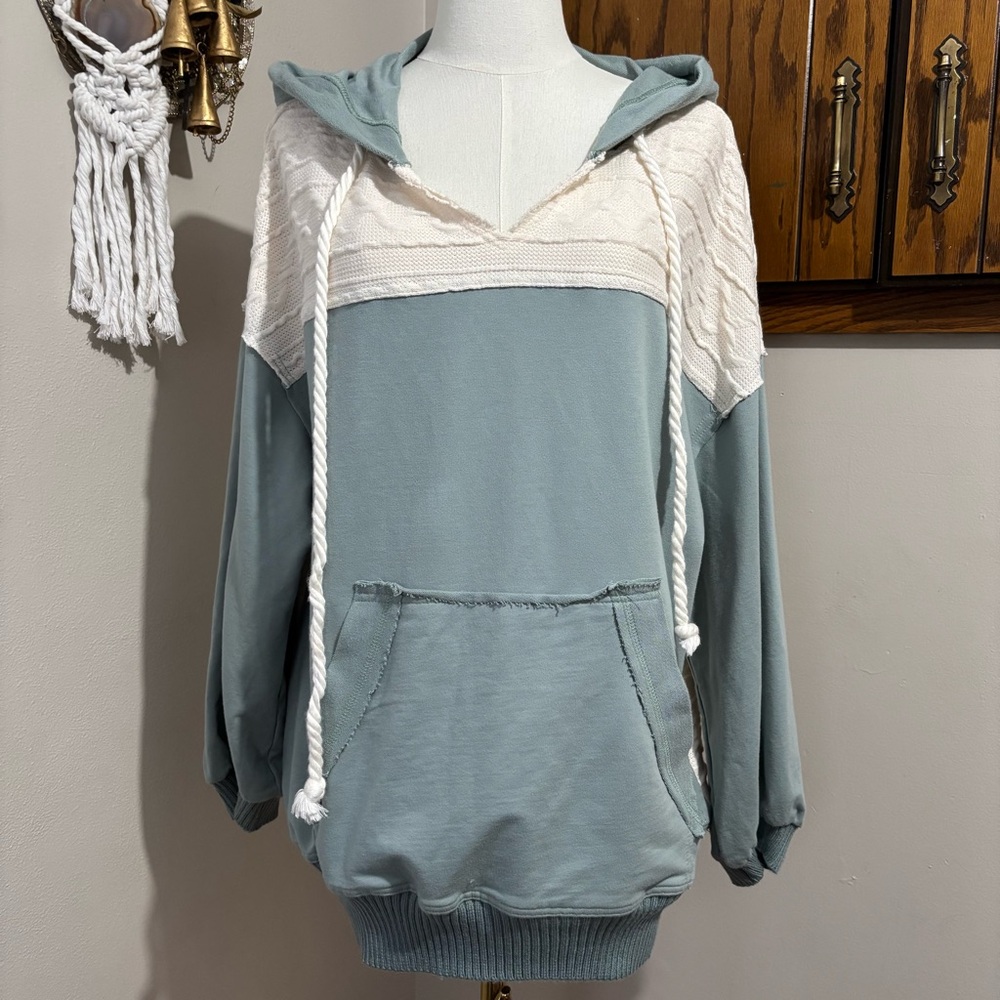 Listicle Sage Green Pullover Hoodie Knit Sweater Backing Size Medium
